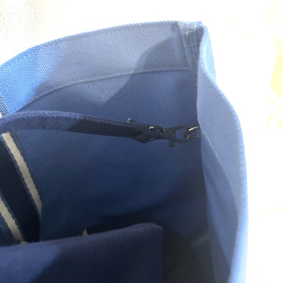 NEW…LIFE IS GOOD 4 PIECE SET..Shirt, hat, tote and small bag. - Picture 11 of 15